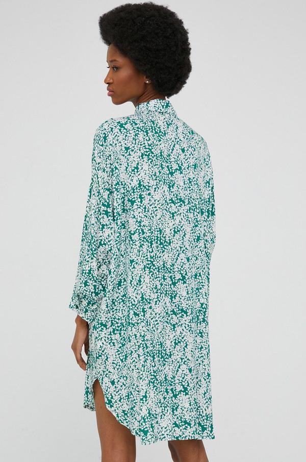 Šaty Answear Lab zelená barva, mini, oversize