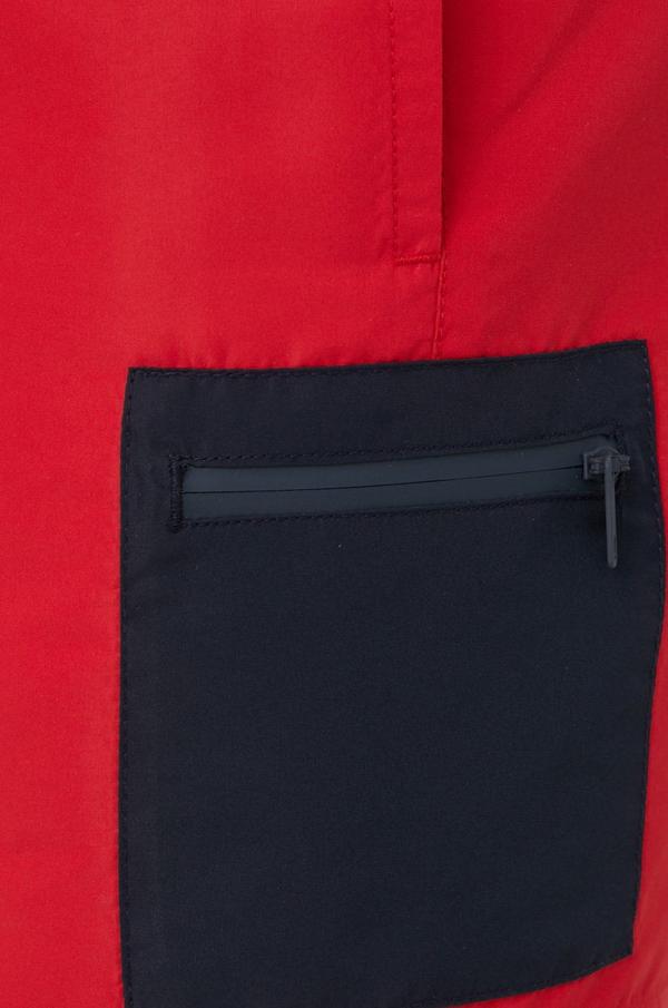 Plavkové šortky Tommy Hilfiger červená barva