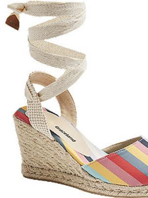 Vícebarevné sandály na klínovém podpatku Graceland
