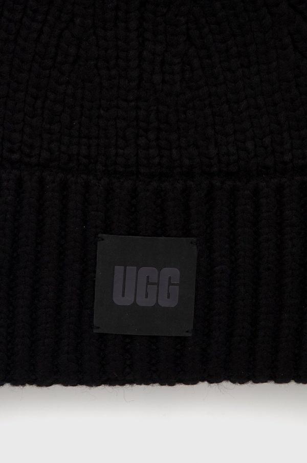 Čepice z vlněné směsi UGG černá barva, z husté pleteniny