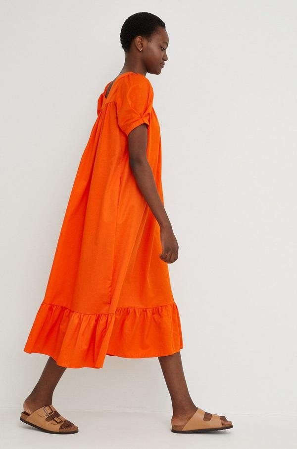 Bavlněné šaty Answear Lab oranžová barva, midi