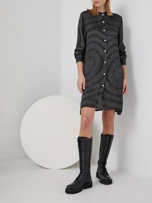 Šaty s hedvábím Answear Lab černá barva, mini, jednoduché