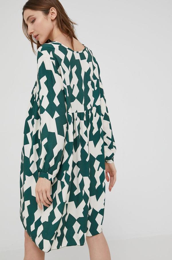 Šaty Answear Lab zelená barva, mini, áčková