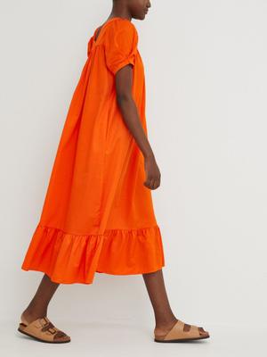 Bavlněné šaty Answear Lab oranžová barva, midi