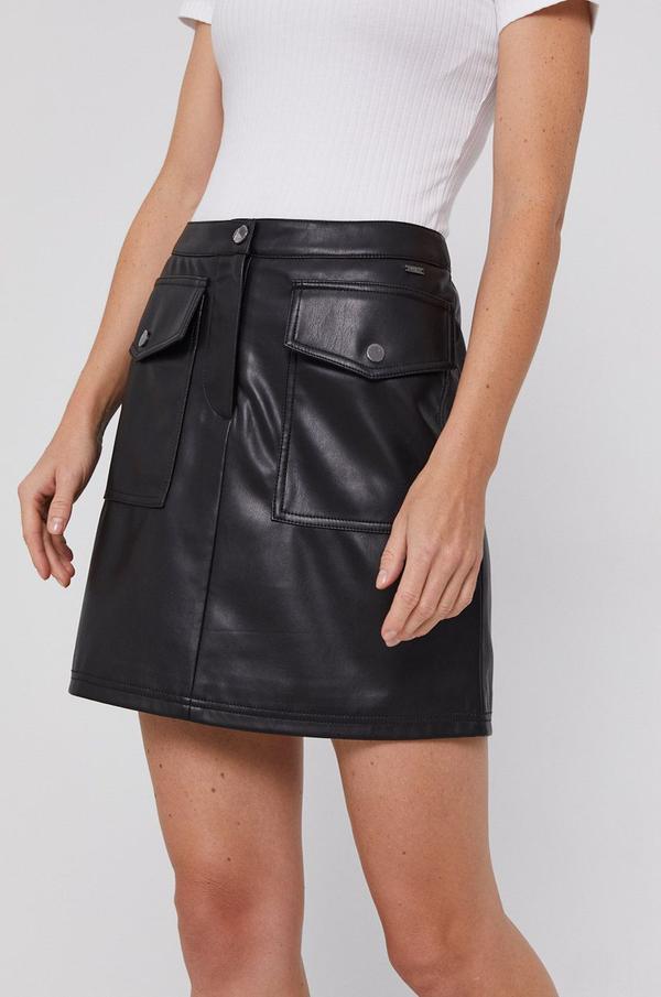 Sukně Armani Exchange černá barva, mini, jednoduchá