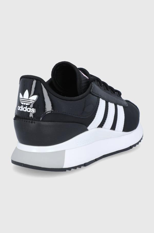 Boty adidas Originals černá barva, na plochém podpatku