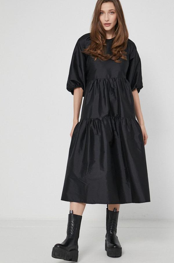 Šaty Samsoe Samsoe černá barva, midi, oversize