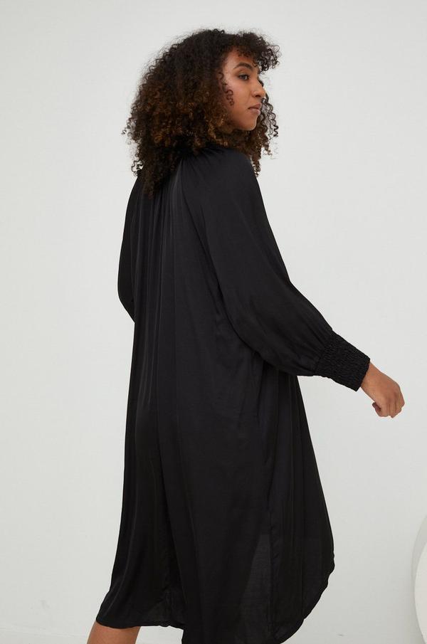 Šaty s hedvábím Answear Lab Silk Blend černá barva, midi, oversize